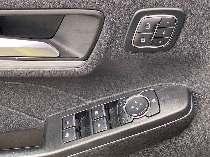 Certified 2025 Ford Escape Platinum AWD/4WD image 56