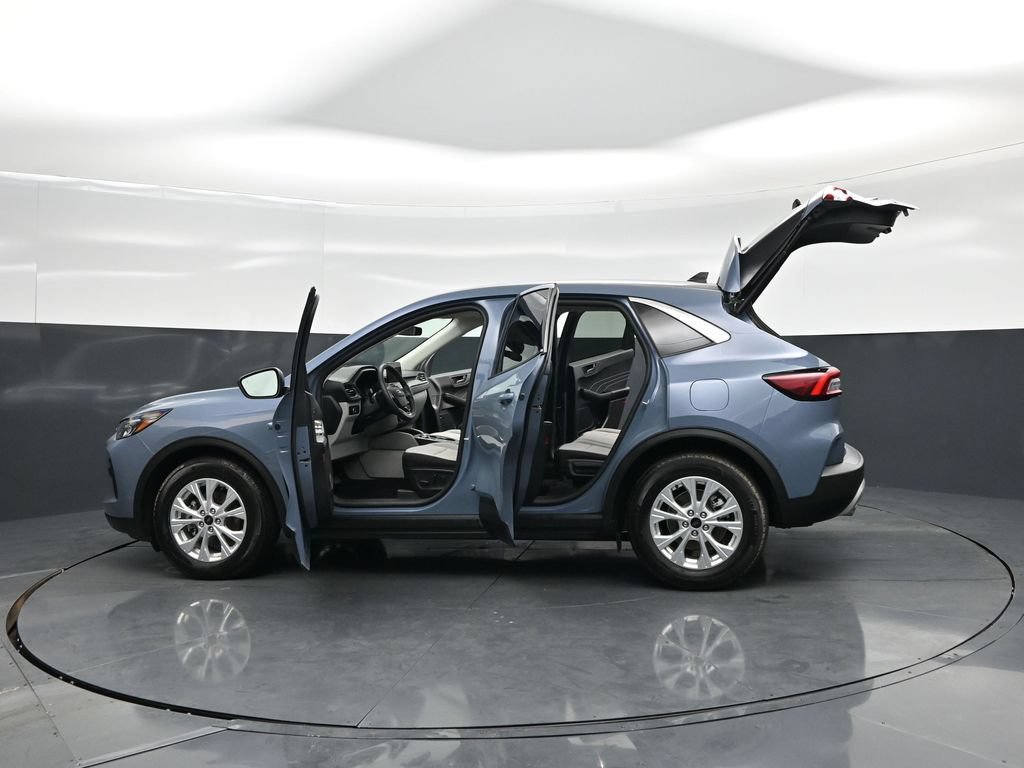 Certified 2024 Ford Escape Active FWD image 33