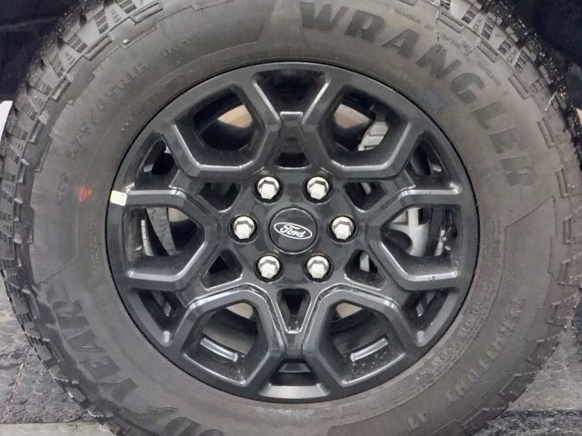 Certified 2025 Ford F150 XLT w/ Equipment Group 301A Standard AWD/4WD image 8