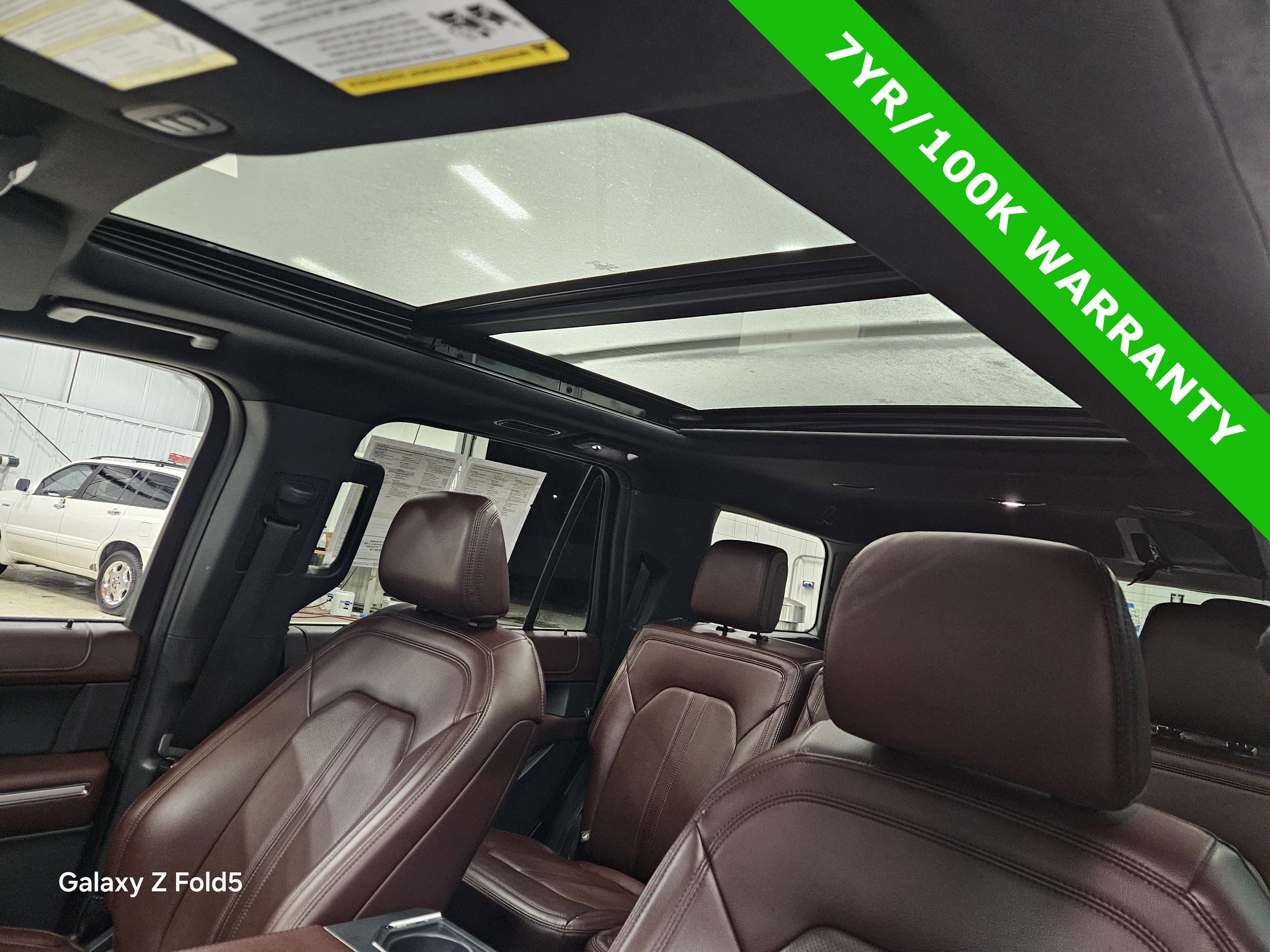 Certified 2024 Ford Expedition Limited image 27