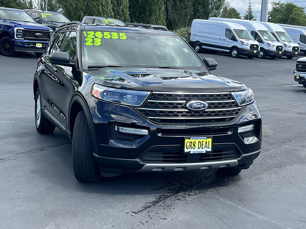 Certified 2023 Ford Explorer XLT w/ Equipment Group 202A AWD/4WD image 4