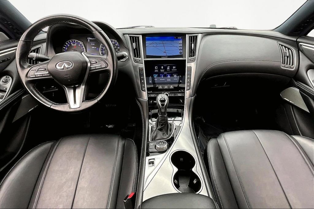Used 2019 INFINITI Q60 3.0t Luxe w/ Essential Package image 16