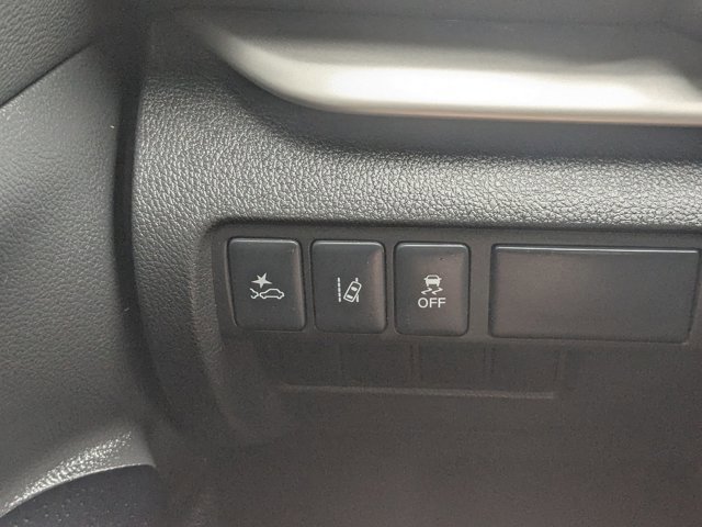 Used 2024 Mitsubishi Eclipse Cross LE image 15