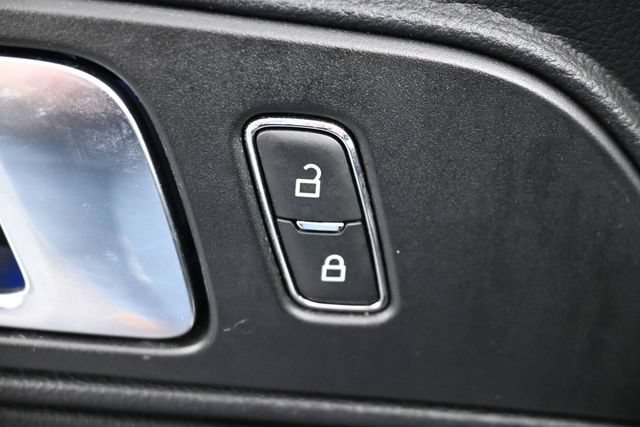 Certified 2020 Ford Mustang Premium RWD image 15