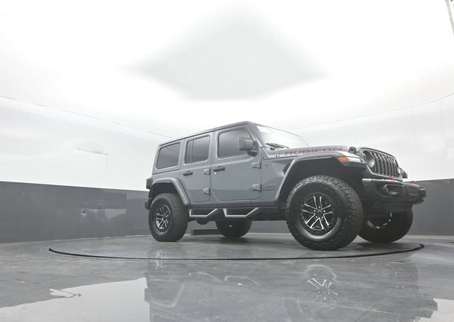 Used 2025 Jeep Wrangler Unlimited Rubicon AWD/4WD image 34
