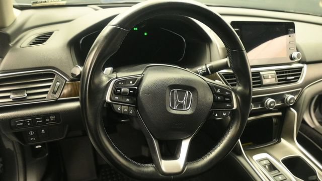 Used 2021 Honda Accord Touring image 16