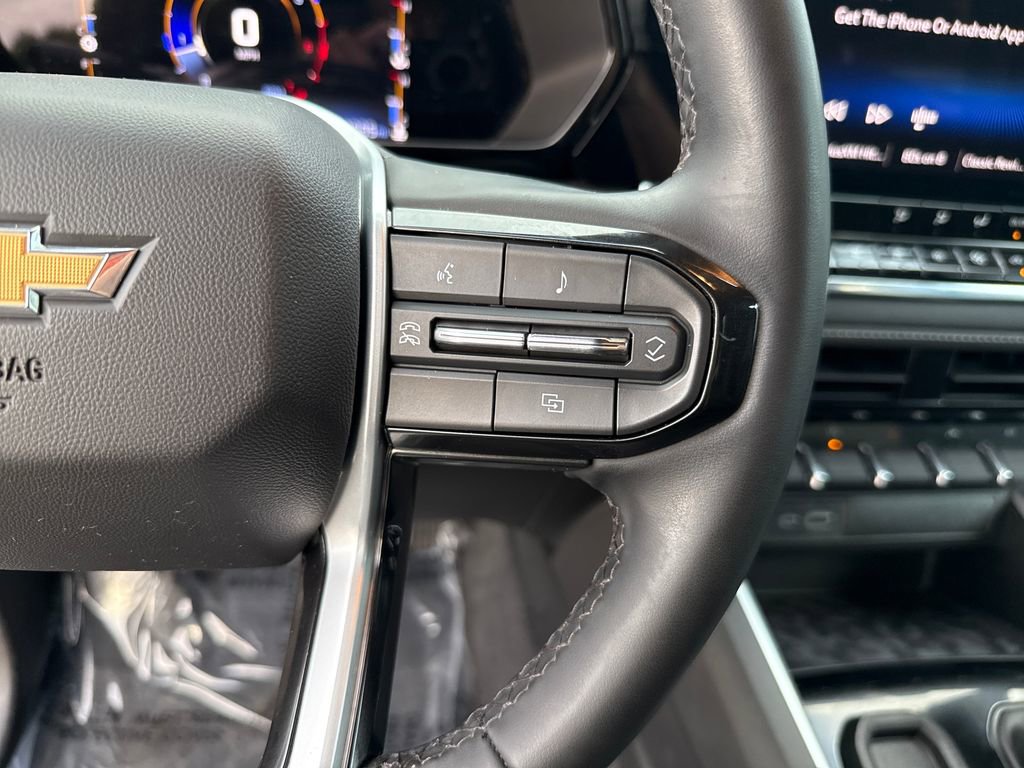 Used 2023 Chevrolet Colorado LT w/ LT Convenience Package image 17