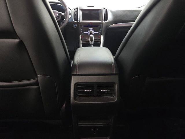 Certified 2018 Ford Edge Titanium w/ Class II Trailer Tow Package AWD/4WD image 40