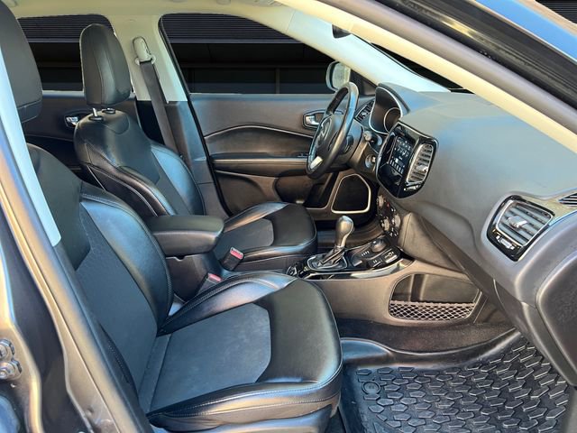 Used 2019 Jeep Compass Latitude AWD/4WD image 14