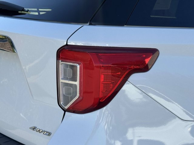 Certified 2022 Ford Explorer XLT w/ Equipment Group 202A AWD/4WD image 10