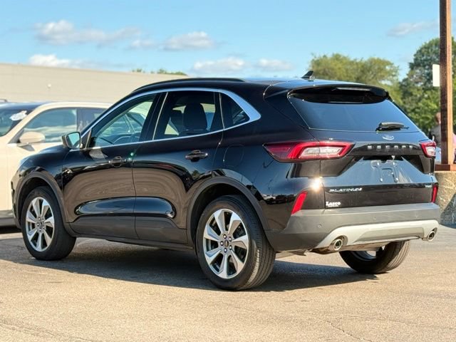 Certified 2025 Ford Escape Platinum AWD/4WD image 31