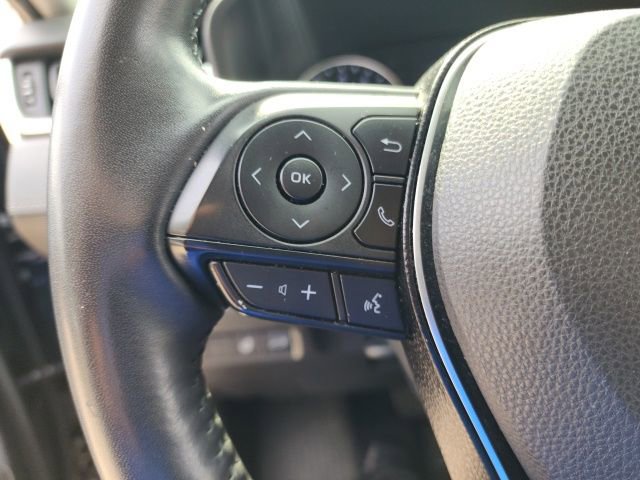 Used 2021 Toyota RAV4 XLE Premium AWD/4WD image 26