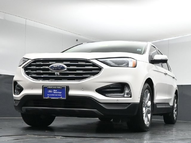 Certified 2019 Ford Edge Titanium w/ Equipment Group 301A AWD/4WD image 40