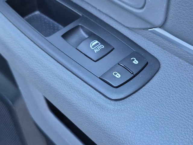 Used 2018 RAM 1500 Big Horn AWD/4WD image 34
