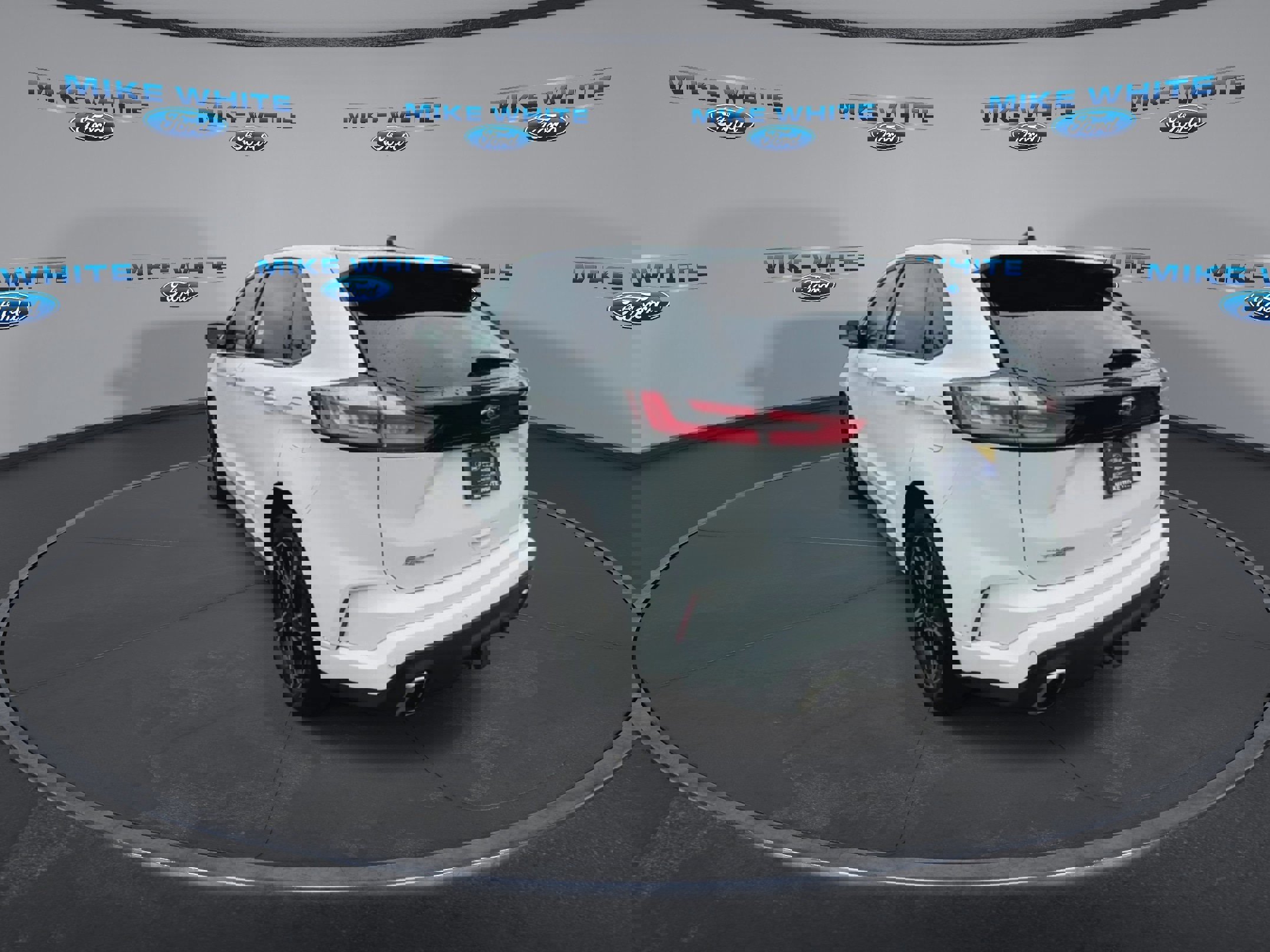 Certified 2020 Ford Edge ST w/ Equipment Group 401A image 3