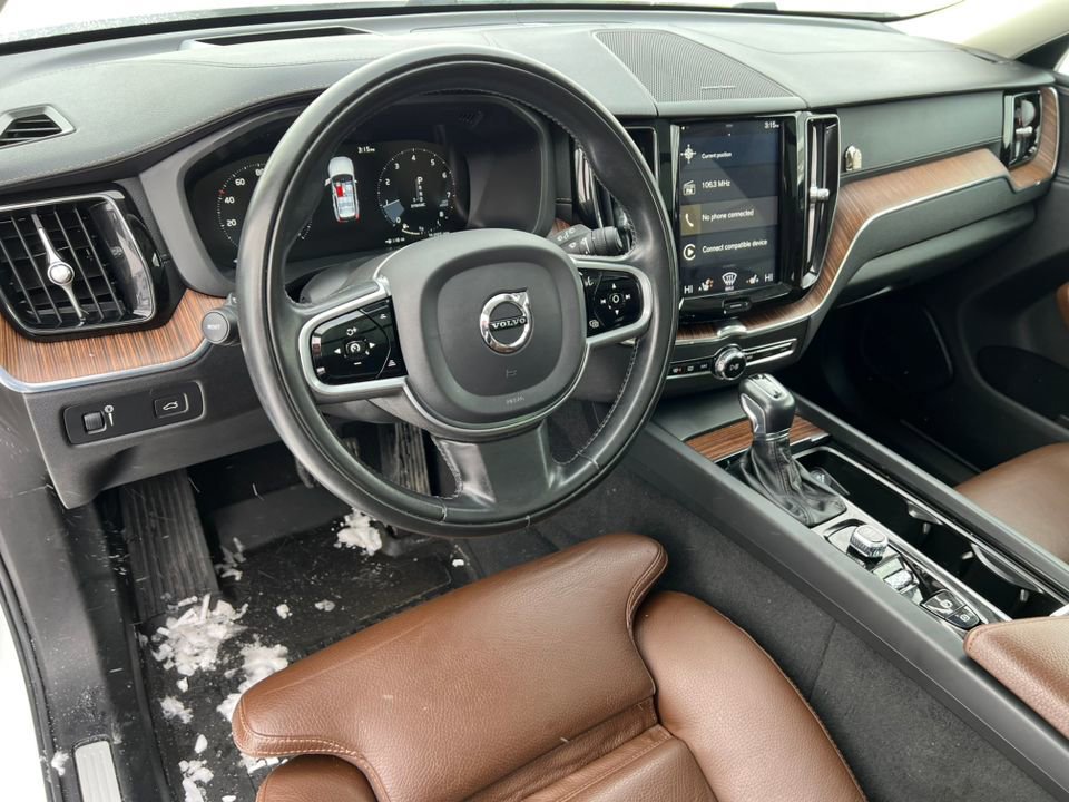 Used 2020 Volvo XC60 T6 Inscription w/ Protection Package Premier image 22