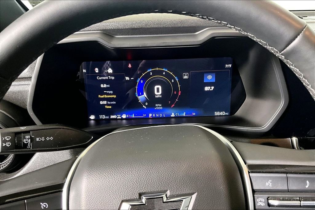 Used 2025 Chevrolet Colorado Trail Boss image 16