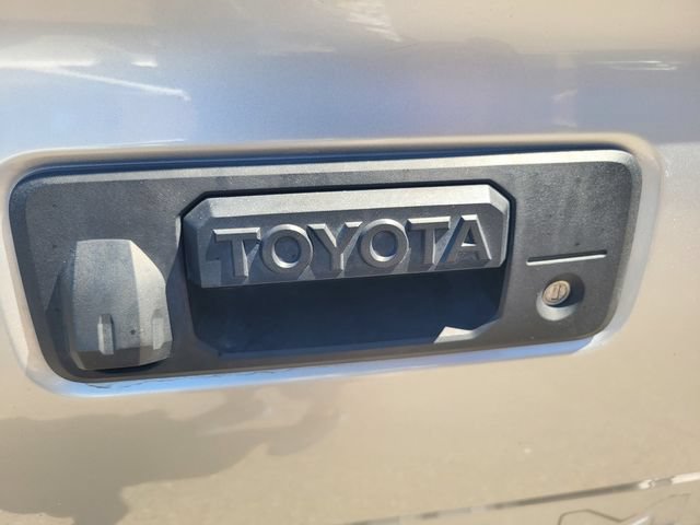 Used 2023 Toyota Tacoma TRD Off-Road w/ TRD Premium Off Road Package AWD/4WD image 7