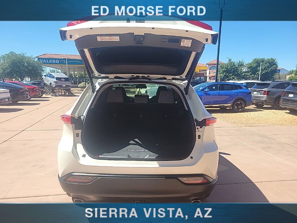 Used 2021 Toyota Venza LE w/ Carpet Mat Package (TMS) AWD/4WD image 12