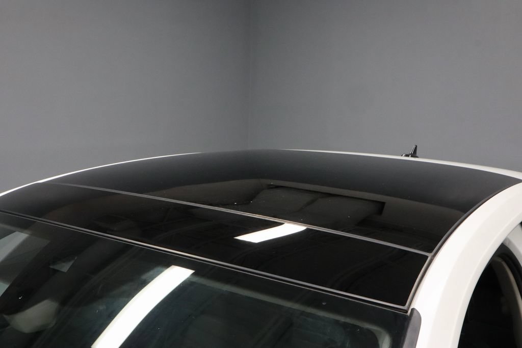 Used 2023 Volkswagen Jetta SE FWD image 34