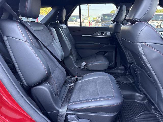 Certified 2025 Ford Explorer ST AWD/4WD image 22