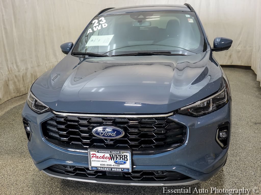 Certified 2023 Ford Escape ST-Line Elite AWD/4WD image 5