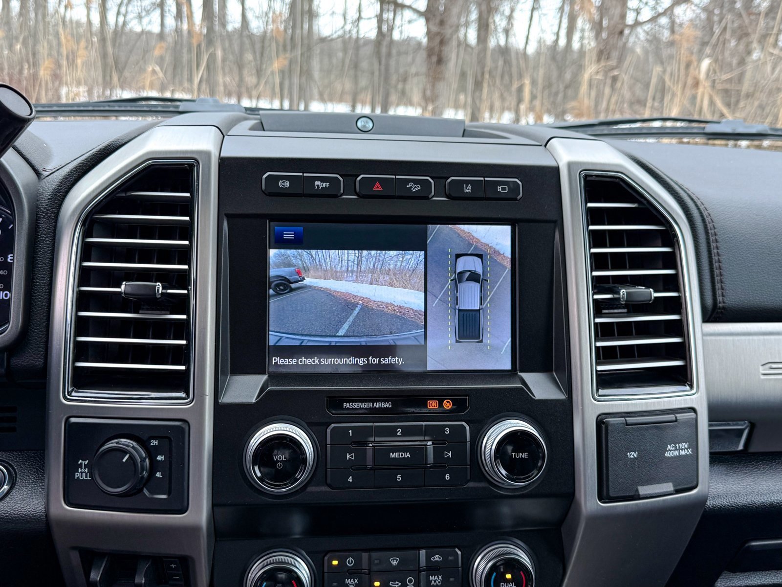 Certified 2020 Ford F250 Platinum w/ FX4 Off-Road Package image 21