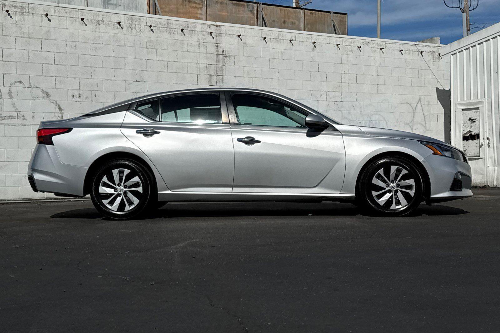 Used 2020 Nissan Altima 2.5 S image 6