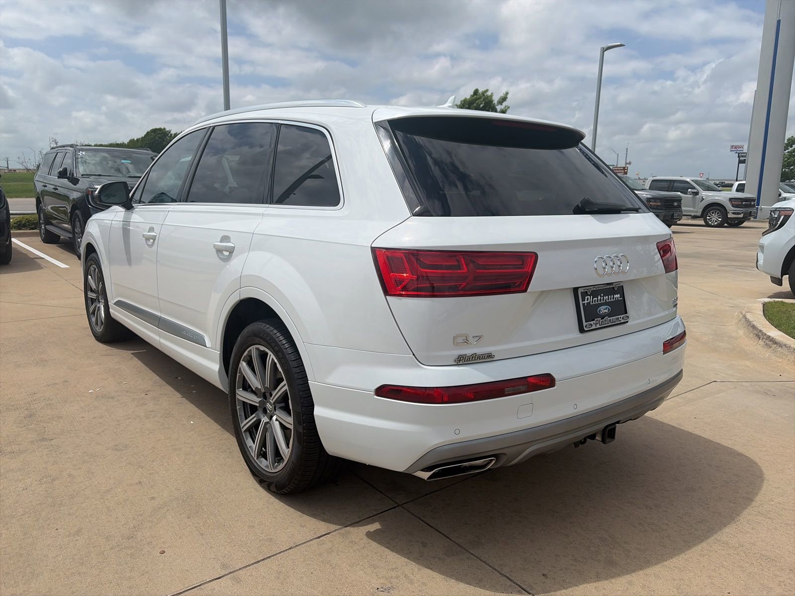 Used 2018 Audi Q7 3.0T Prestige AWD/4WD image 4