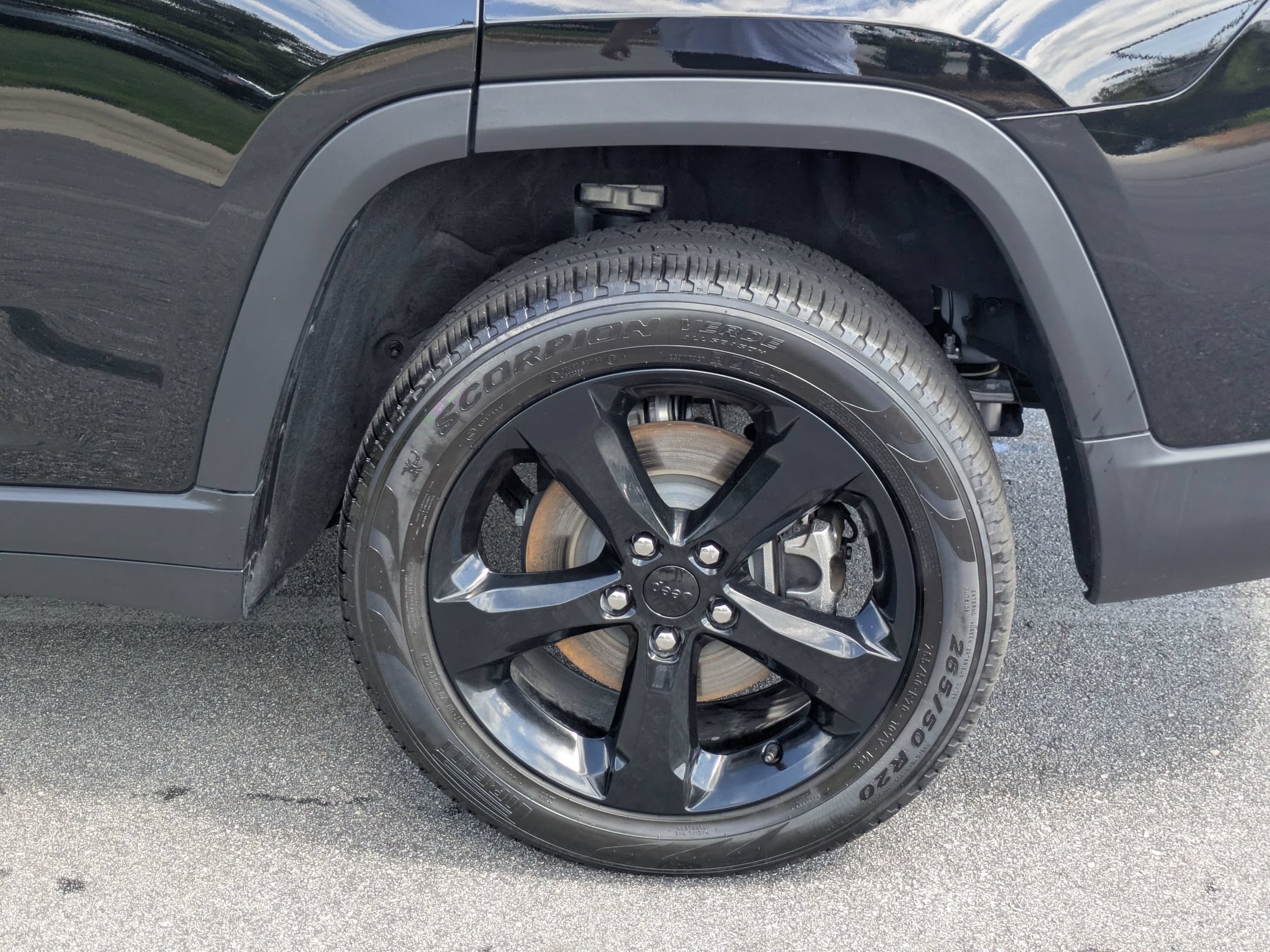 Used 2024 Jeep Grand Cherokee L Limited w/ Luxury Tech Group II AWD/4WD image 8