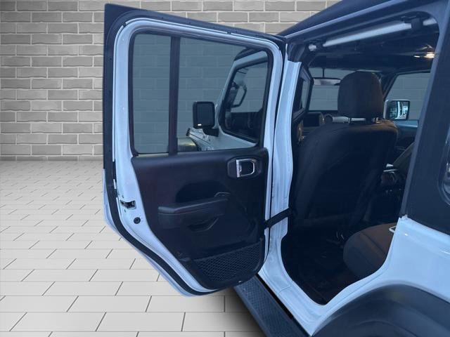 Used 2022 Jeep Wrangler Unlimited Sport image 11