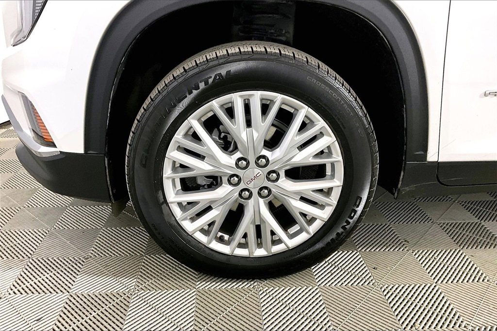 Used 2024 GMC Acadia Elevation w/ Luxury Package image 7