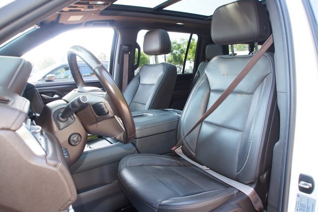 Used 2022 GMC Yukon XL Denali AWD/4WD image 21