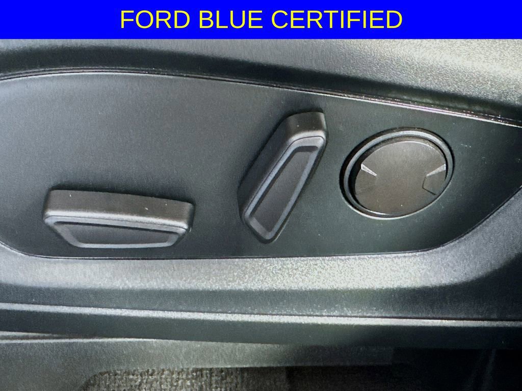 Certified 2022 Ford Explorer XLT w/ Equipment Group 202A image 19