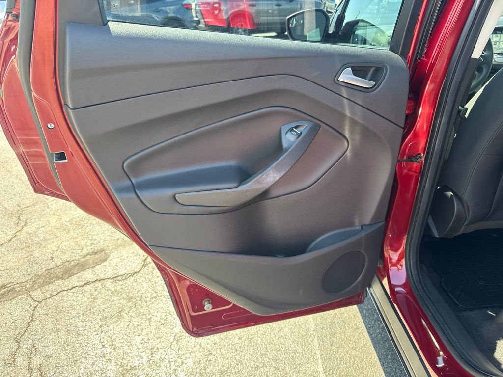 Certified 2019 Ford Escape SE FWD image 30