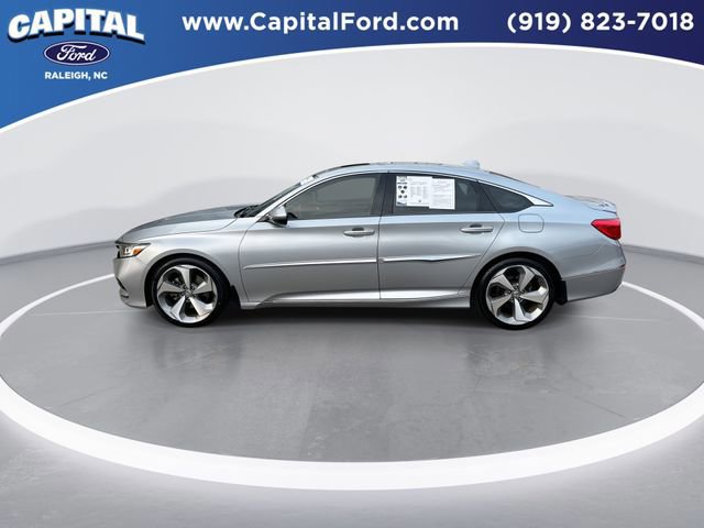 Used 2020 Honda Accord Touring image 3