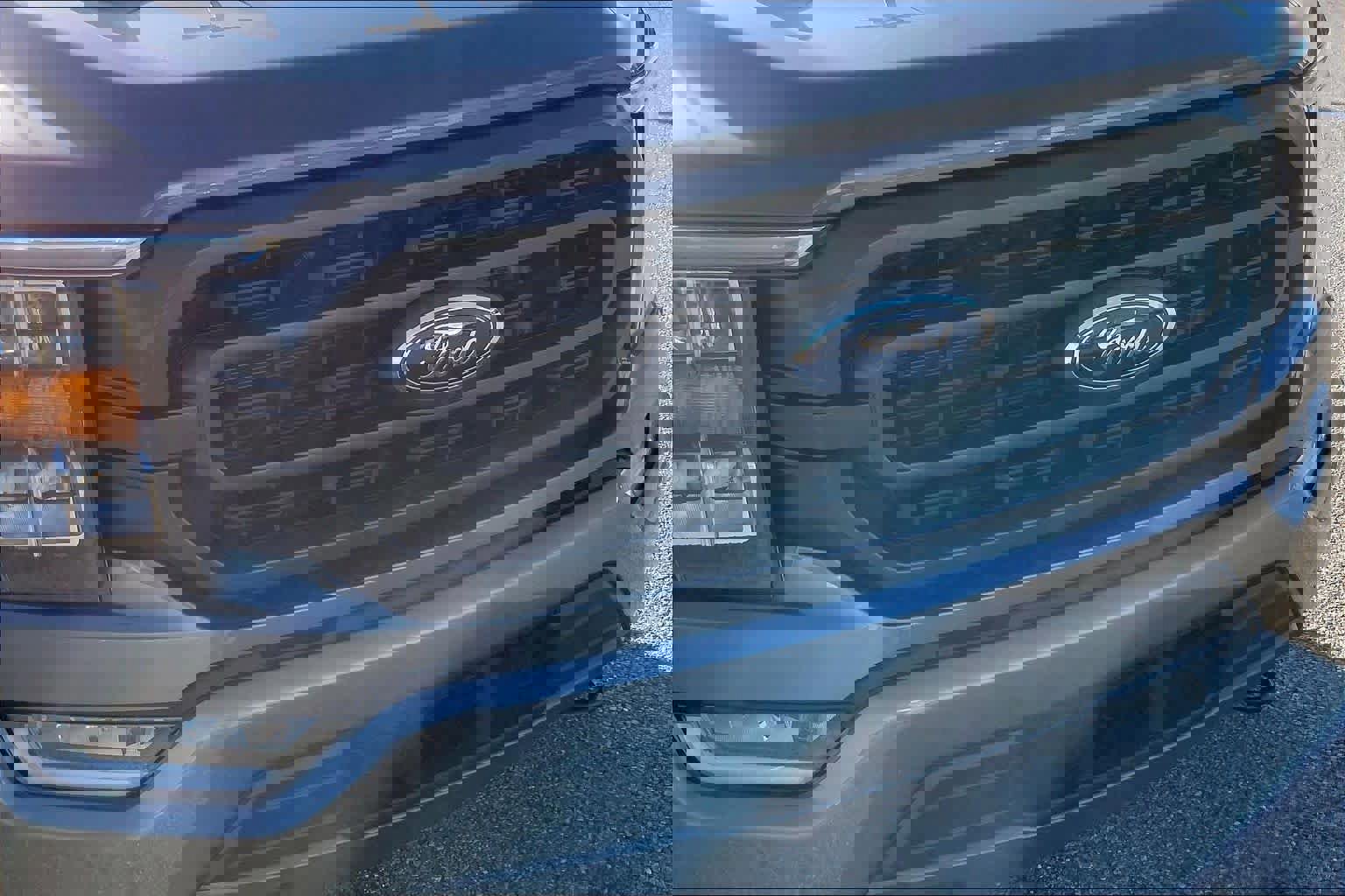 Certified 2023 Ford F150 XLT w/ Equipment Group 302A High image 30