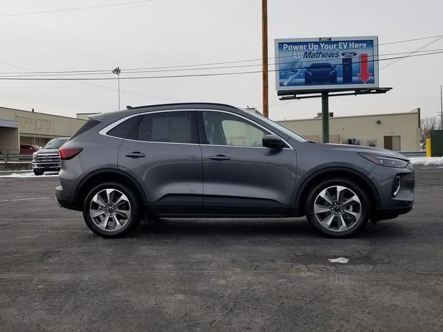 Certified 2023 Ford Escape Platinum w/ Premium Technology Package image 2