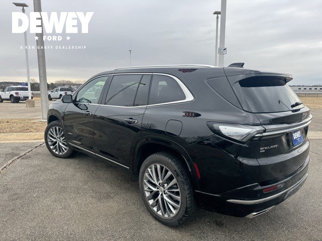 Used 2025 Buick Enclave Avenir w/ Trailering Package, 5000 lbs. image 3
