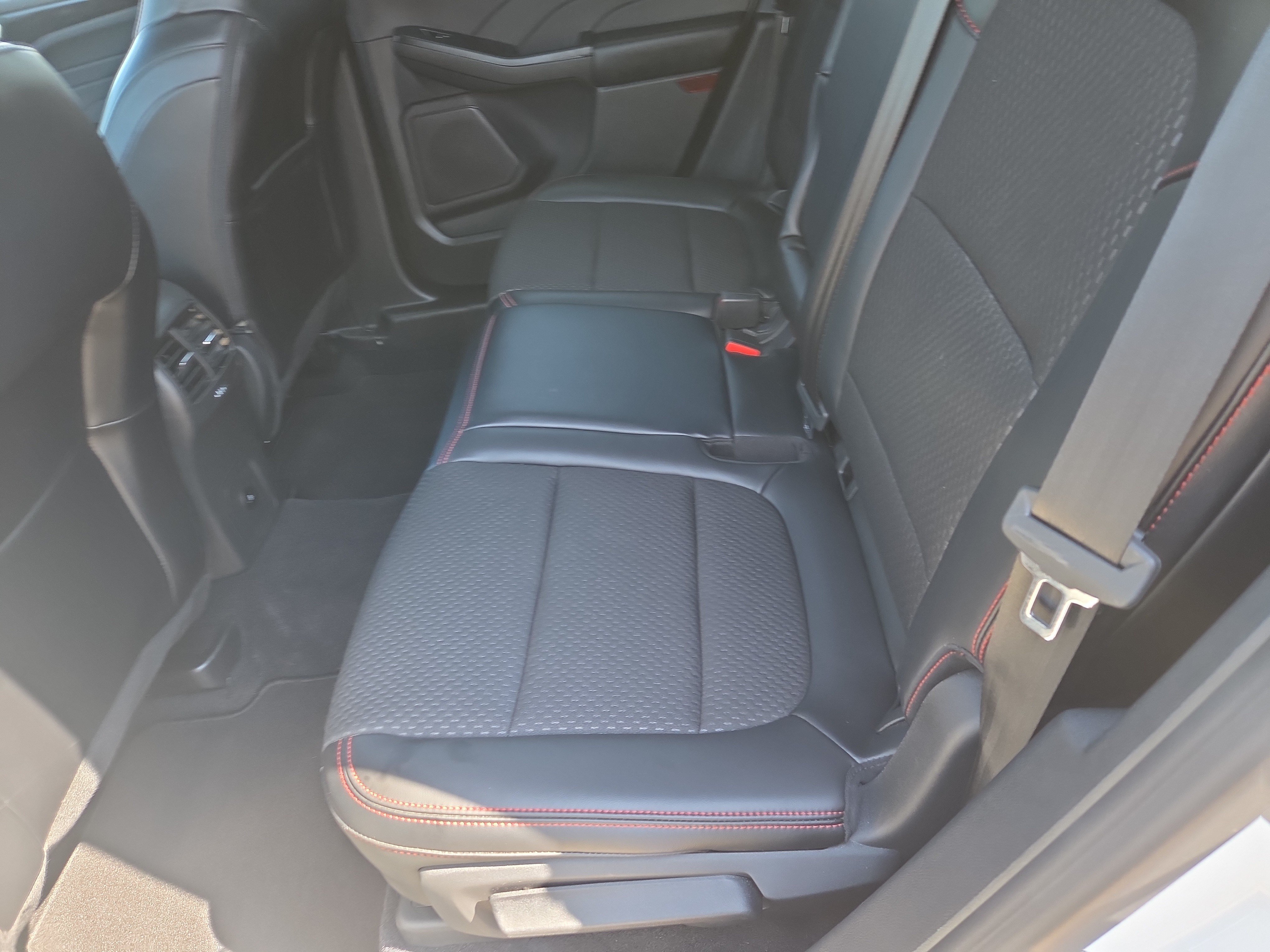 Certified 2024 Ford Escape ST-Line FWD image 12