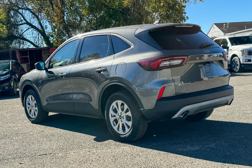 Certified 2025 Ford Escape Active AWD/4WD image 5