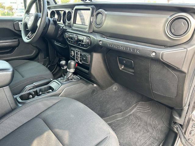 Used 2023 Jeep Wrangler Unlimited Sport AWD/4WD image 21