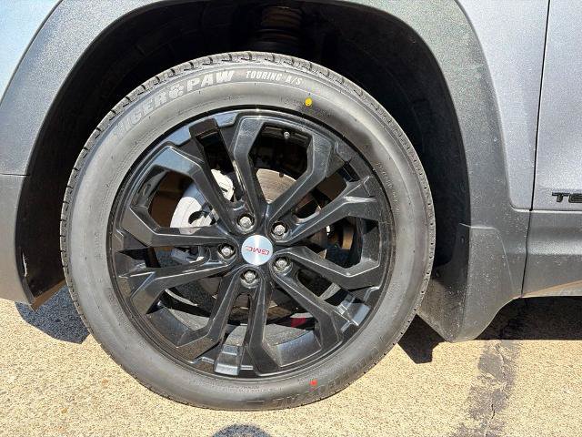 Used 2020 GMC Terrain SLT w/ Preferred Package AWD/4WD image 8