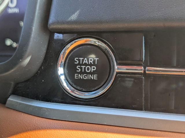 Used 2022 Mitsubishi Outlander SEL FWD image 19