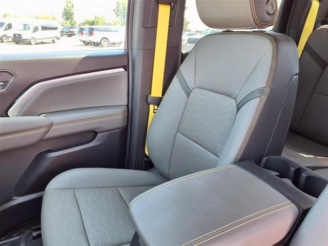 Used 2023 Chevrolet Colorado ZR2 w/ ZR2 Convenience Package III AWD/4WD image 21