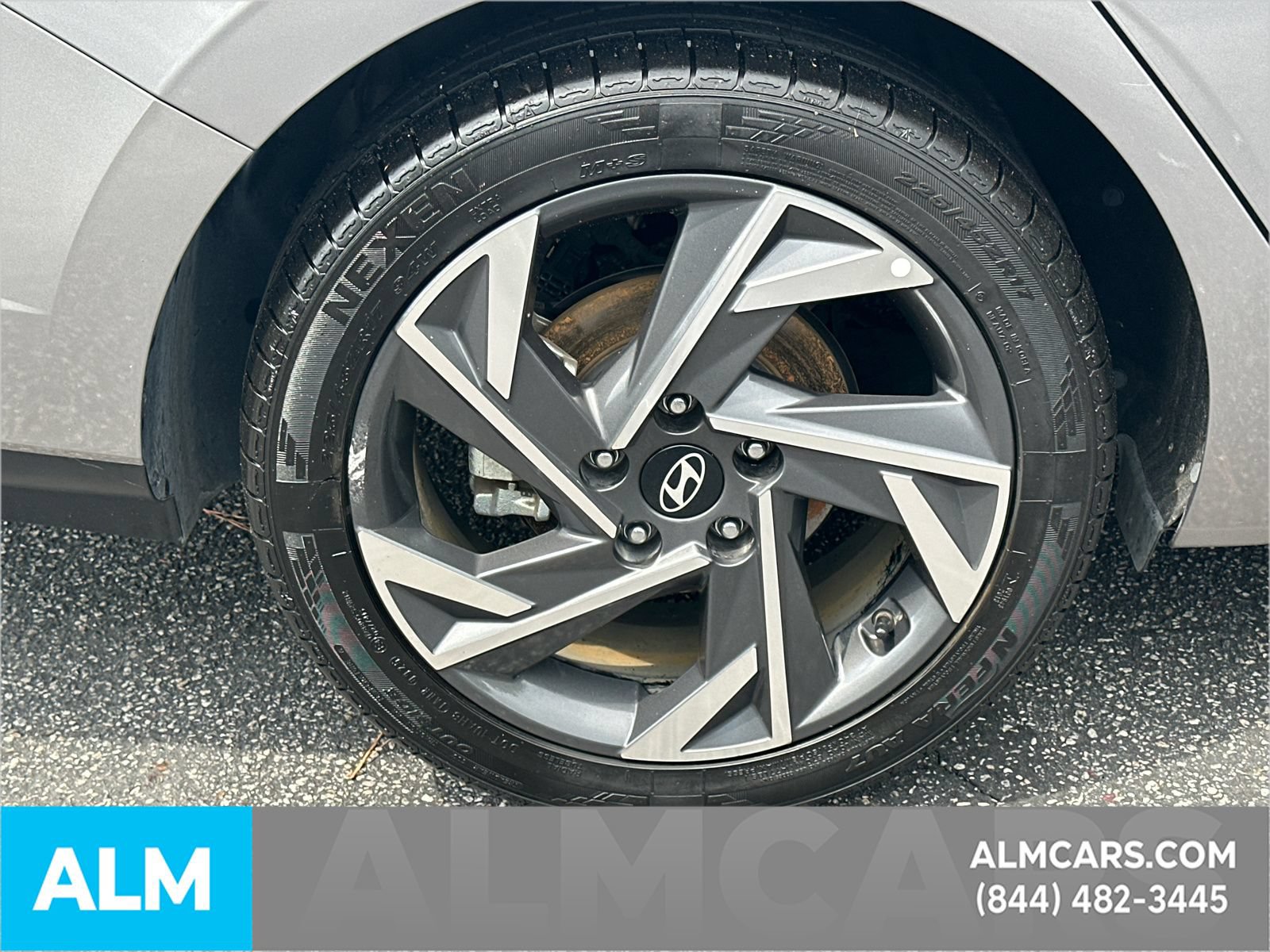 Used 2024 Hyundai Elantra Limited FWD image 20