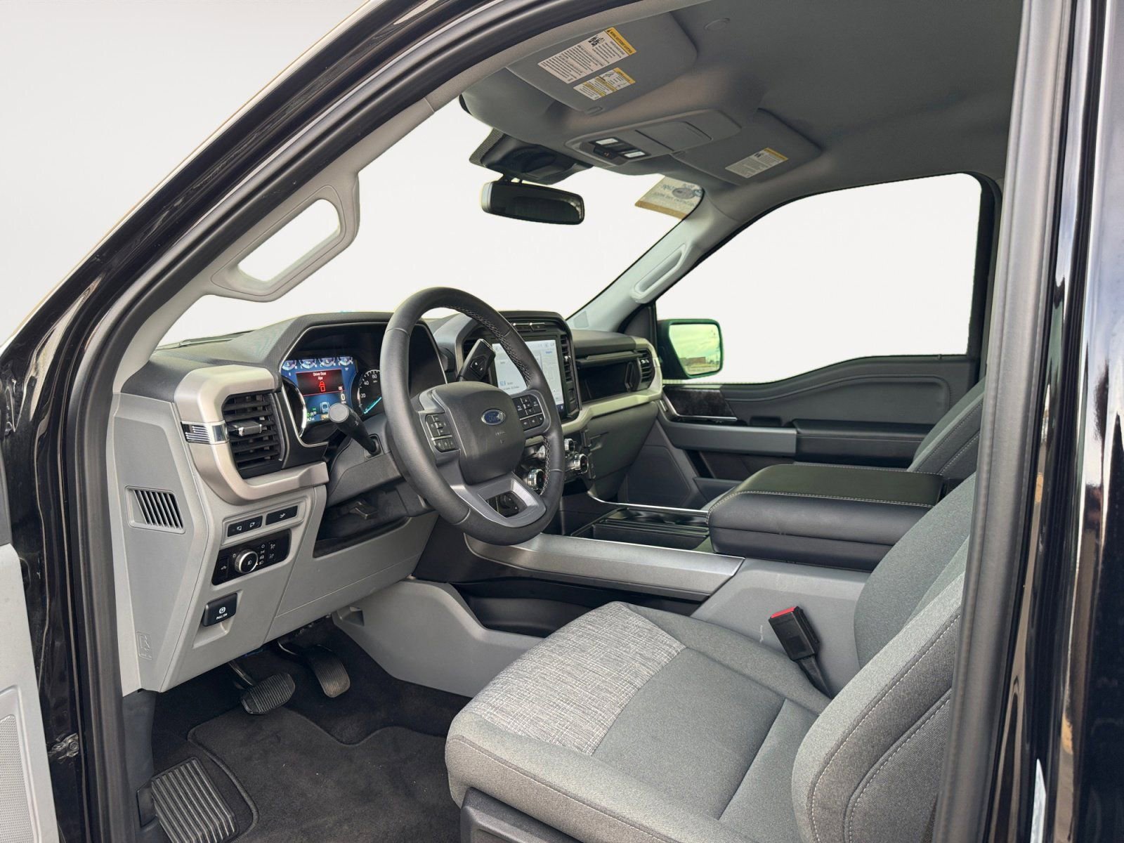 Certified 2023 Ford F150 XLT w/ Equipment Group 302A High image 9