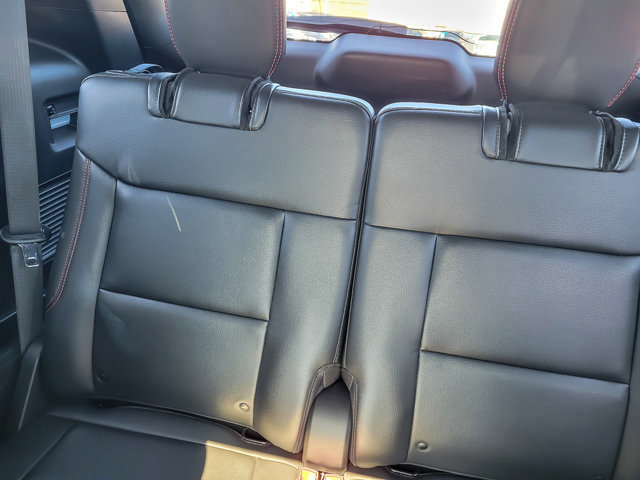 Certified 2023 Ford Explorer ST-Line w/ Class IV Trailer Tow Package image 14