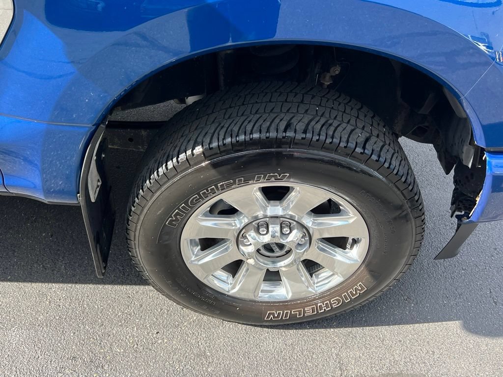 Certified 2022 Ford F350 Platinum AWD/4WD image 6
