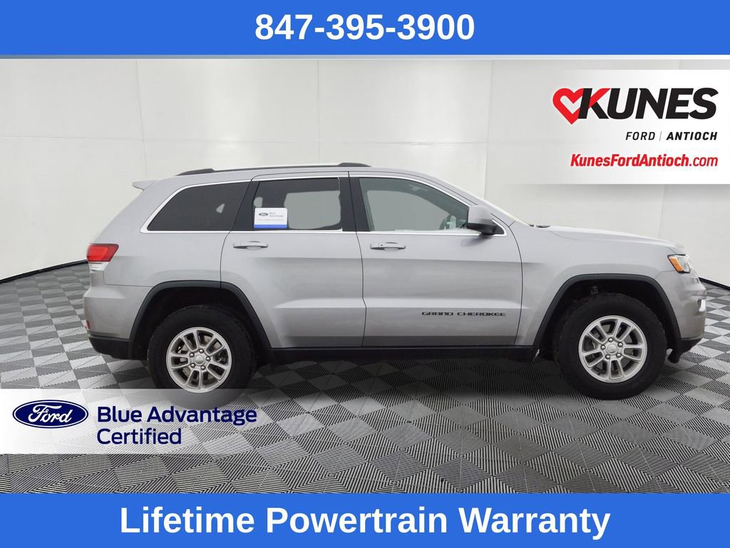 Used 2020 Jeep Grand Cherokee Laredo image 2